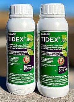 ¿Cómo interactúan los herbicidas con fertilizantes en el césped?